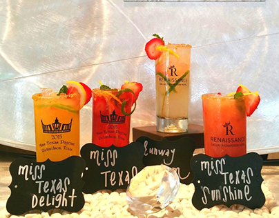 2015 Miss Texas Pageant Glasses