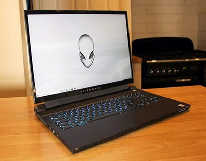 Alienware 17in Laptop (M17) For Gaming Complete Review