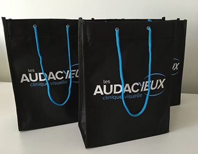 Branding, promotional objects, bags, graphic design.