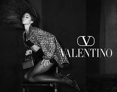 Valentino Campaign with Zendaya | Website Concept