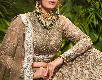 Indian wedding gowns in delhi