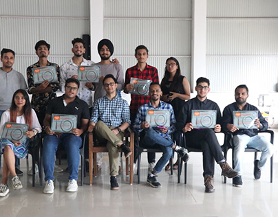 evolution.image.academy A group photo with 2019 batch,