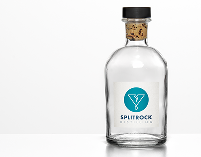 Split Rock Distilling logo.