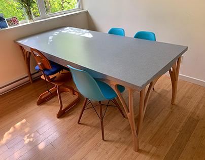 Family Dinning Table