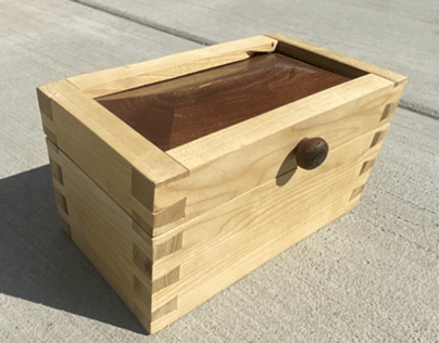 Dovetail Box