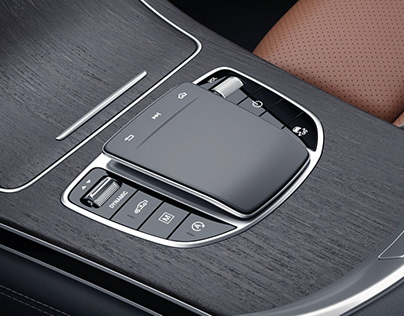 Mercedes GLC - Touchpad with haptic feedback