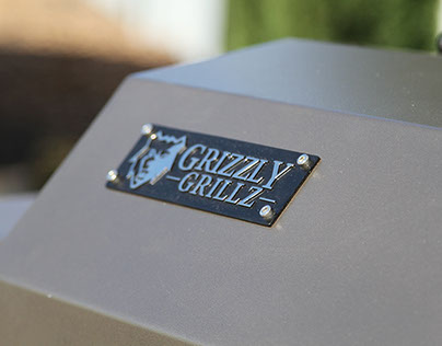 Grizzly Grills branding