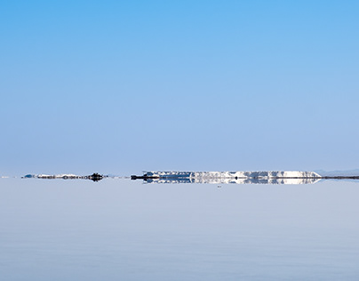 Reflection on salt lake