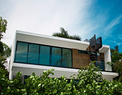 Palm Island House by HR Developers