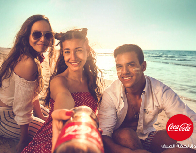Cocacola ( Selfie bottle campaign )