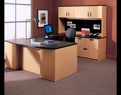 Choosing the Right Office Furniture in UAE.
