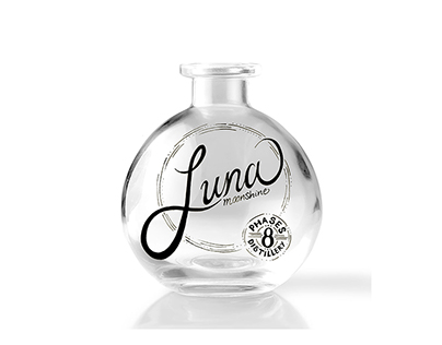 Packaging/Branding Design: Luna Moonshine