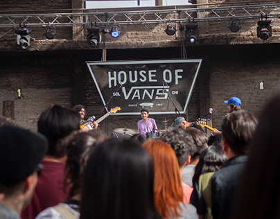 HOUSE OF VANS SCL