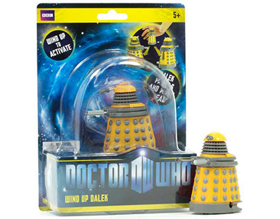 DR WHO - pull-back Tardis and wind-up Daleks [2011]