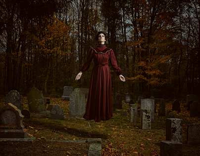 graveyard girl
