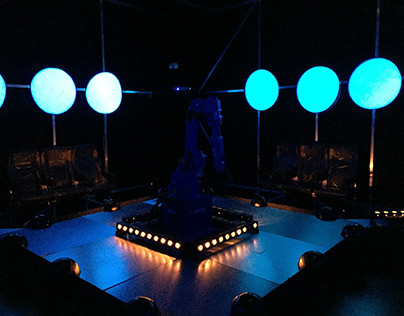 (2013) [Installation] Théâtre Robotique - LIE