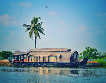 Alappuzha: Kerala Houseboat Packages