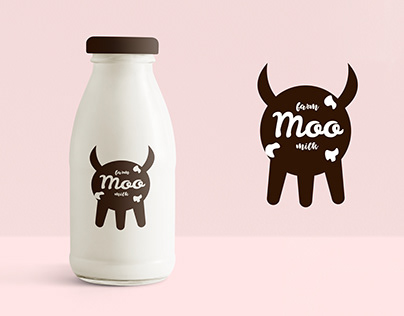 Botle logo Moo farm milk