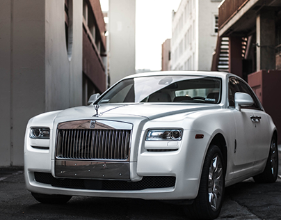Luxury Vehicle Rentals in Dubai | MKV Luxury