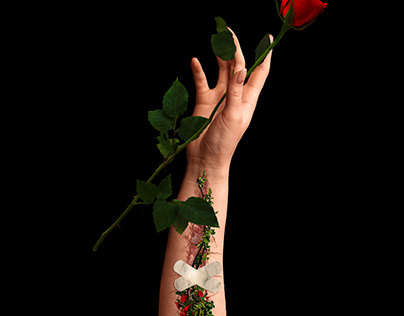 Rose Hand