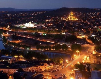 Tbilisi (თბილისი) Hauptstadt zwischen Orient und Okzid