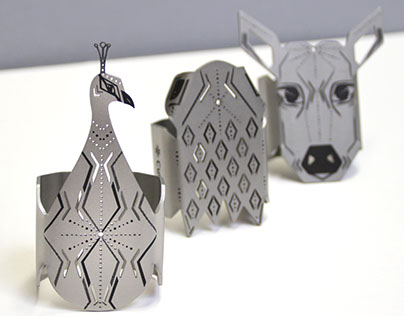 Animal napkin rings for festive occasions