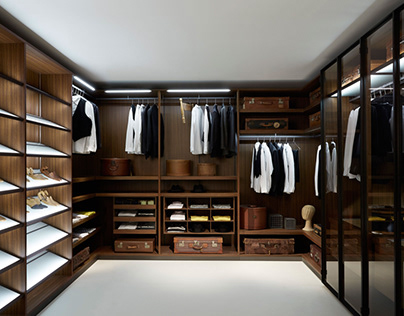 Luxury Walk In Closet