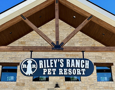 Riley's Ranch Pet Spa- W State HWY 72, Texas