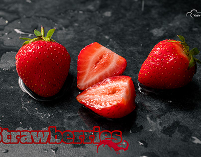 Strawberries clicked at kitchen counter