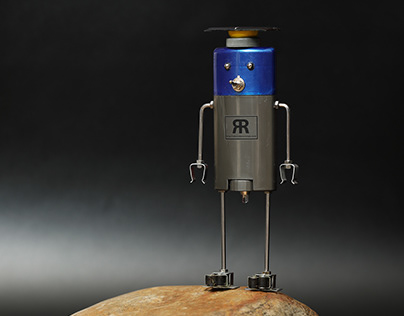 Robot de reciclaje - lámpara solar Alfa 029 "Azulete I"