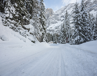 CGI.Backgrounds - Winter Mountain Roads