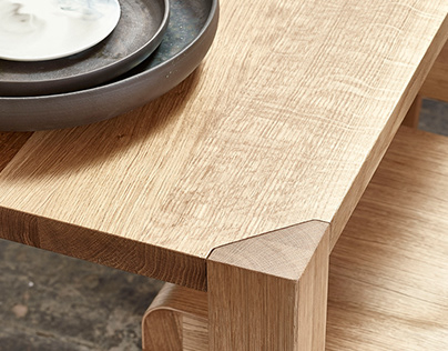 Ink | solidwood table