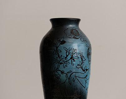 Blue vase I