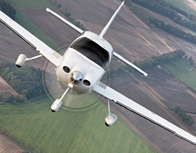 Flying Safer with the Cirrus Airframe Parachute System