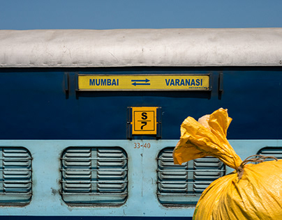 Varanasi - Train Riders