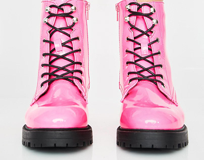 WHY EVERY GIRL NEEDS PATENT COMBAT BOOTS