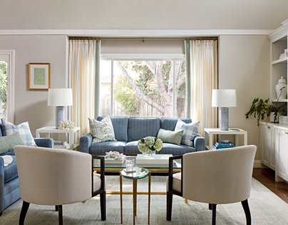 Romantic living room in green and blue hues