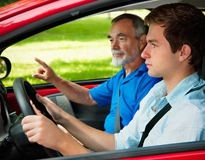 Driving School Aurora | MTO Certified Driving Lessons
