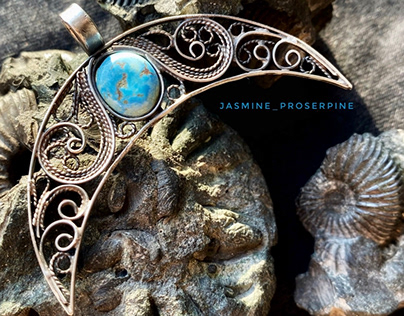 Moon pendant with turquoise 🌊 Лунница с бирюзой
