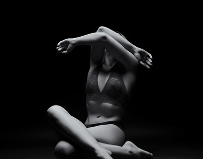 Fine art photography by Valeria, contemporary dancer