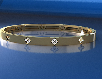 A bracelet with Van Cleef gem shape