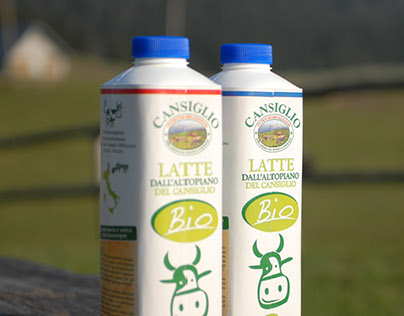 Milk bottle design for an organic company