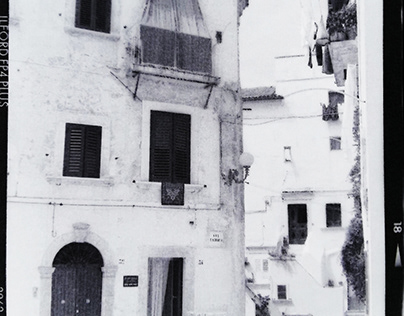 White Italy: a travel to Apulia in 1999
