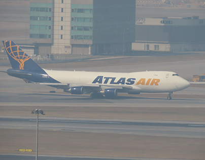 atlas air boeing 747-47uf(scd) n487mc