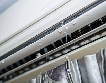 What are the reasons for Aircon leaking water?