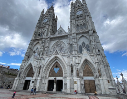 Basílica del Voto Nacional-Quito