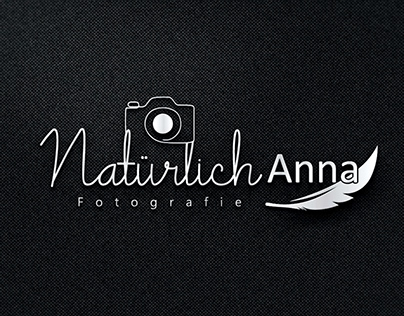 Naturlich Anna Photografi signature logo .