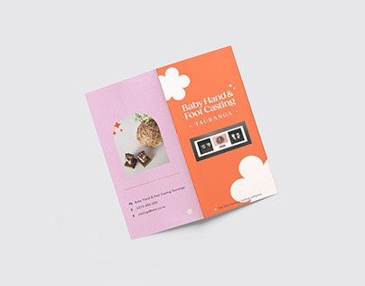 Charming brochure design 👼