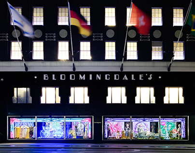 Bridgerton x Bloomingdale's Windows