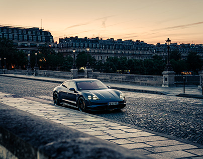 Porsche - A Taycan in Paris